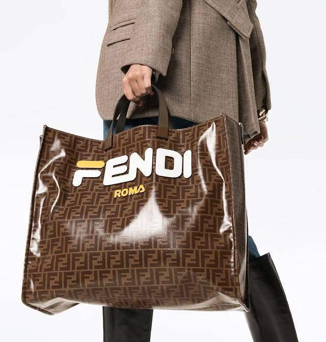 Fendi Mania Shopping Bag